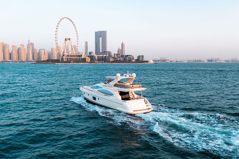 yatch cruise